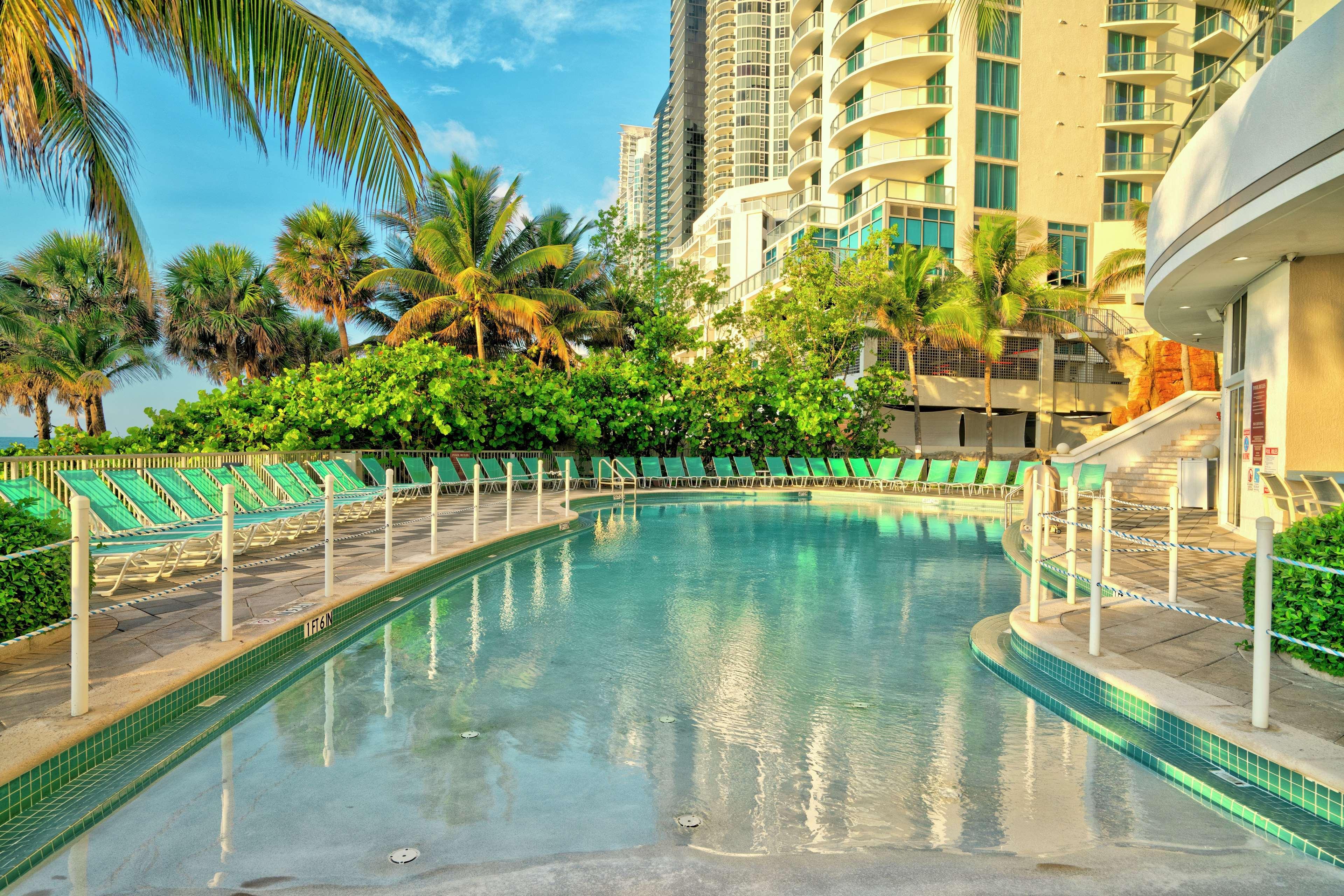 Doubletree By Hilton Ocean Point Resort - North Miami Beach Sunny Isles Beach Εξωτερικό φωτογραφία