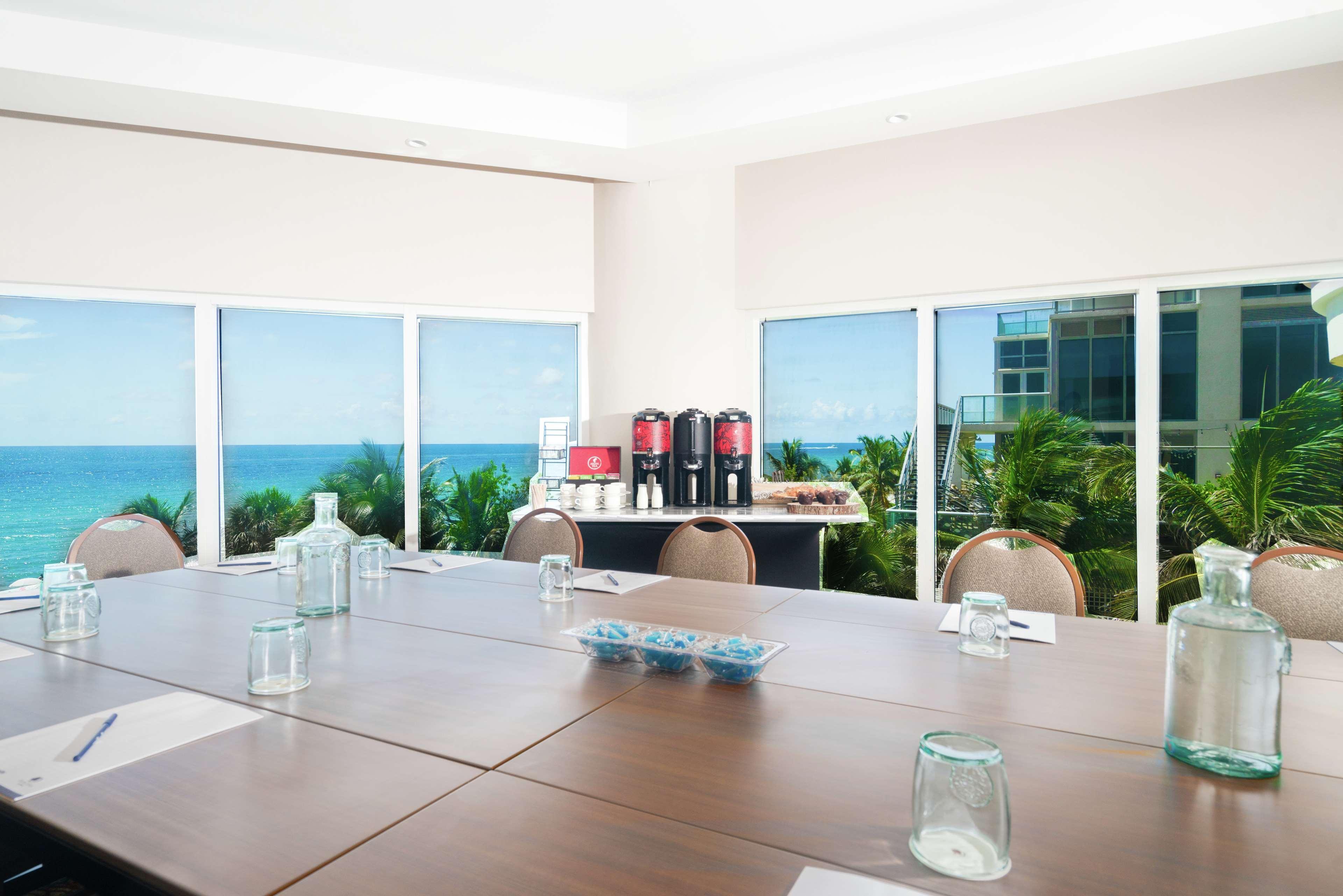 Doubletree By Hilton Ocean Point Resort - North Miami Beach Sunny Isles Beach Εξωτερικό φωτογραφία