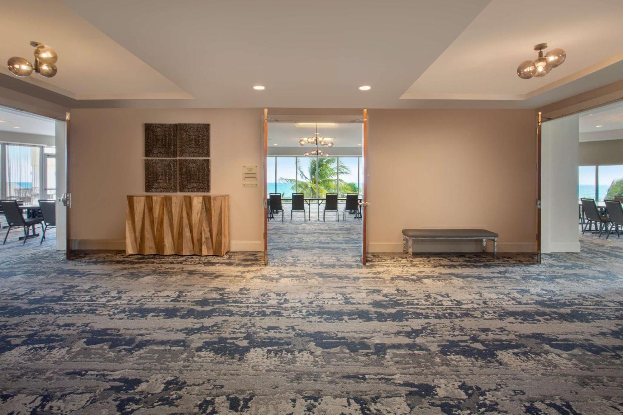 Doubletree By Hilton Ocean Point Resort - North Miami Beach Sunny Isles Beach Εξωτερικό φωτογραφία